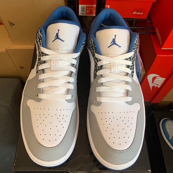 Nike Air Jordan 1 Low SE True Blue Shoes DM1199-140 Men's Sizes - Picture 3 of 11